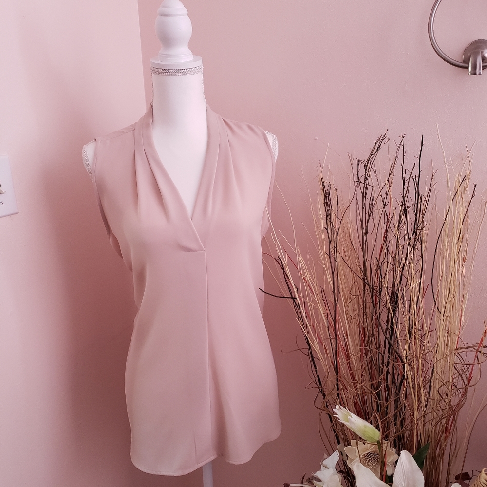 Calvin Klein blouse V neck size L  pink color